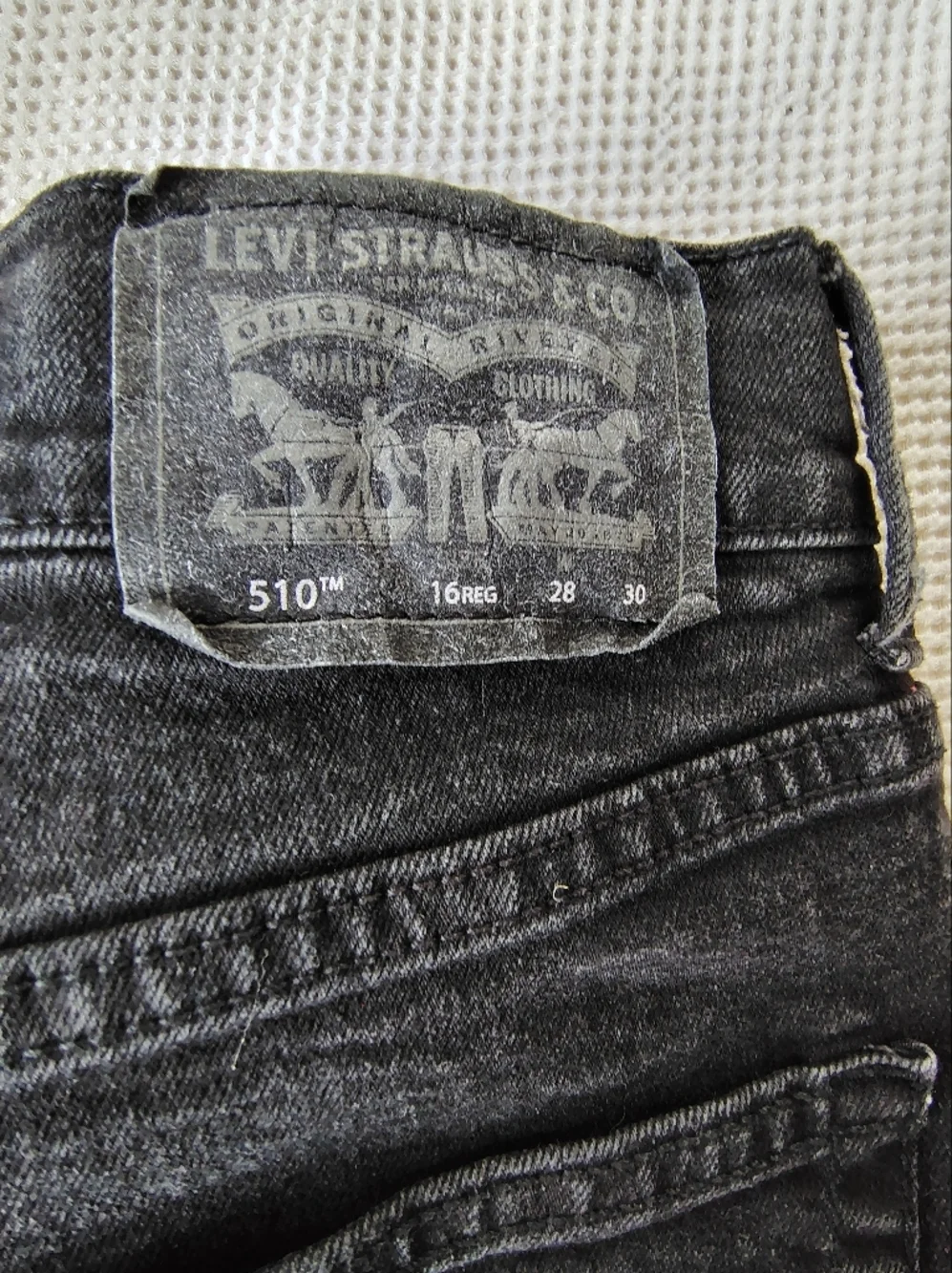 Levi's 510 Black Skinny Jeans Size 16 Reg / 28 X 30